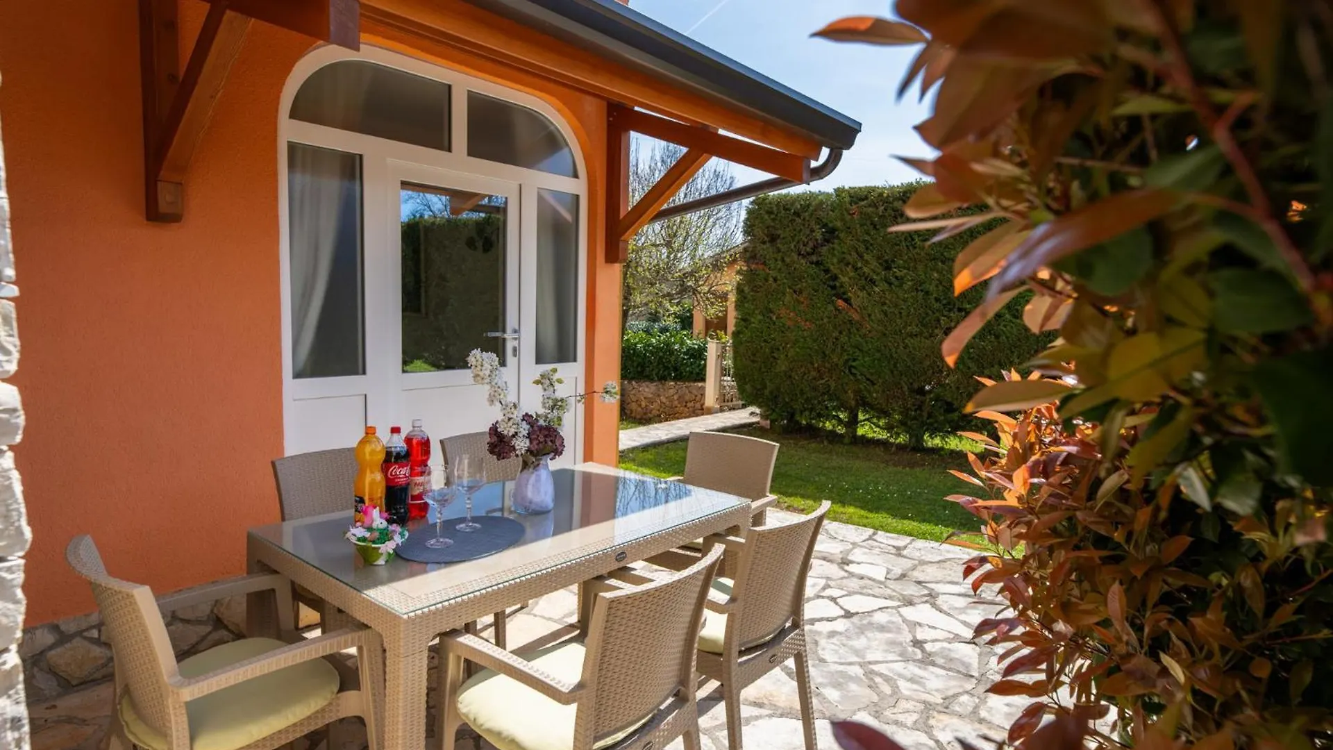 Villa 1574 Santalezi