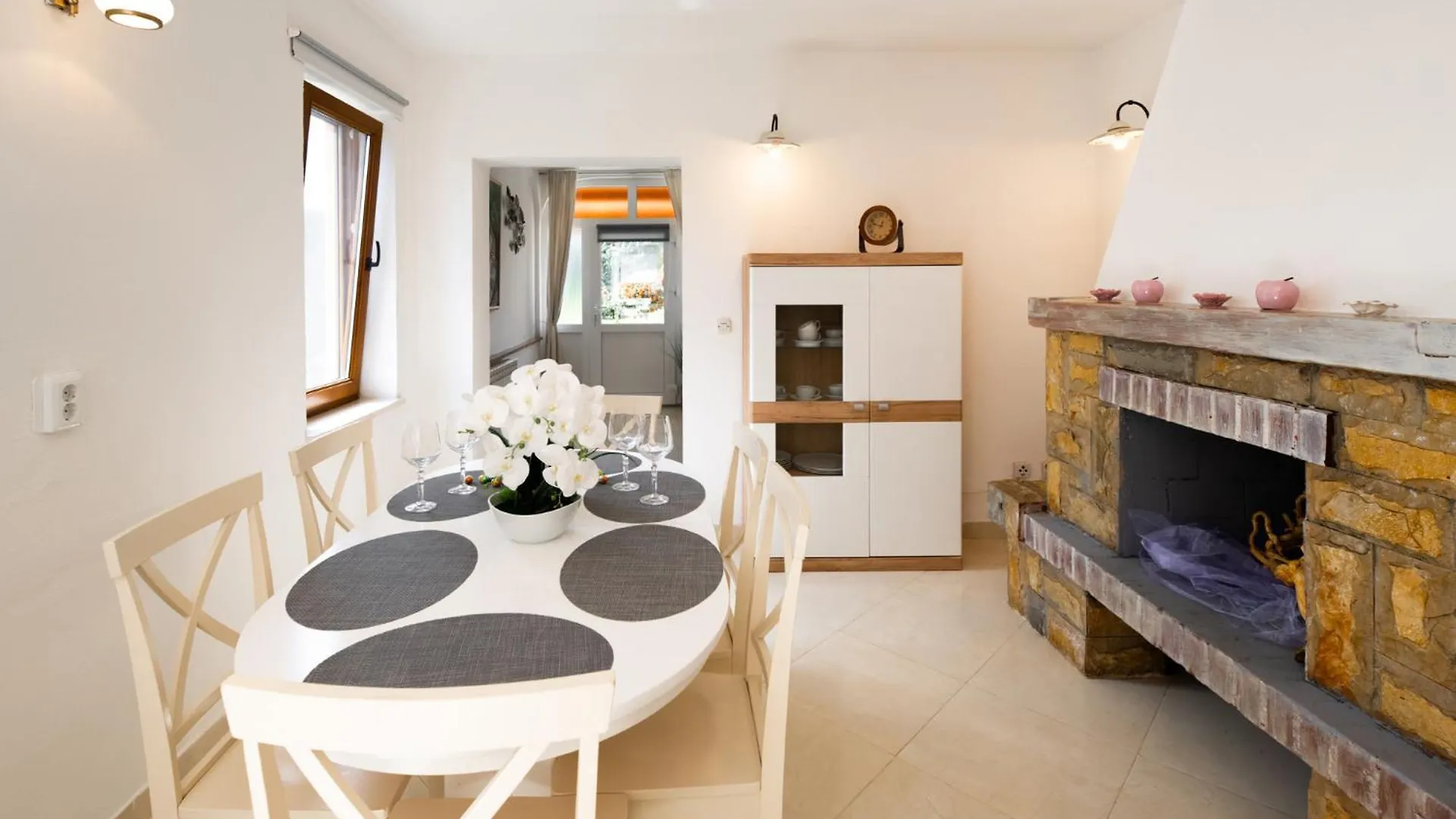 Villa 1574 Santalezi Croatia